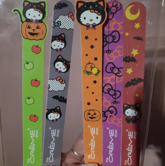 The Creme Shop Hello Kitty Nail Files - Picture 2 of 4